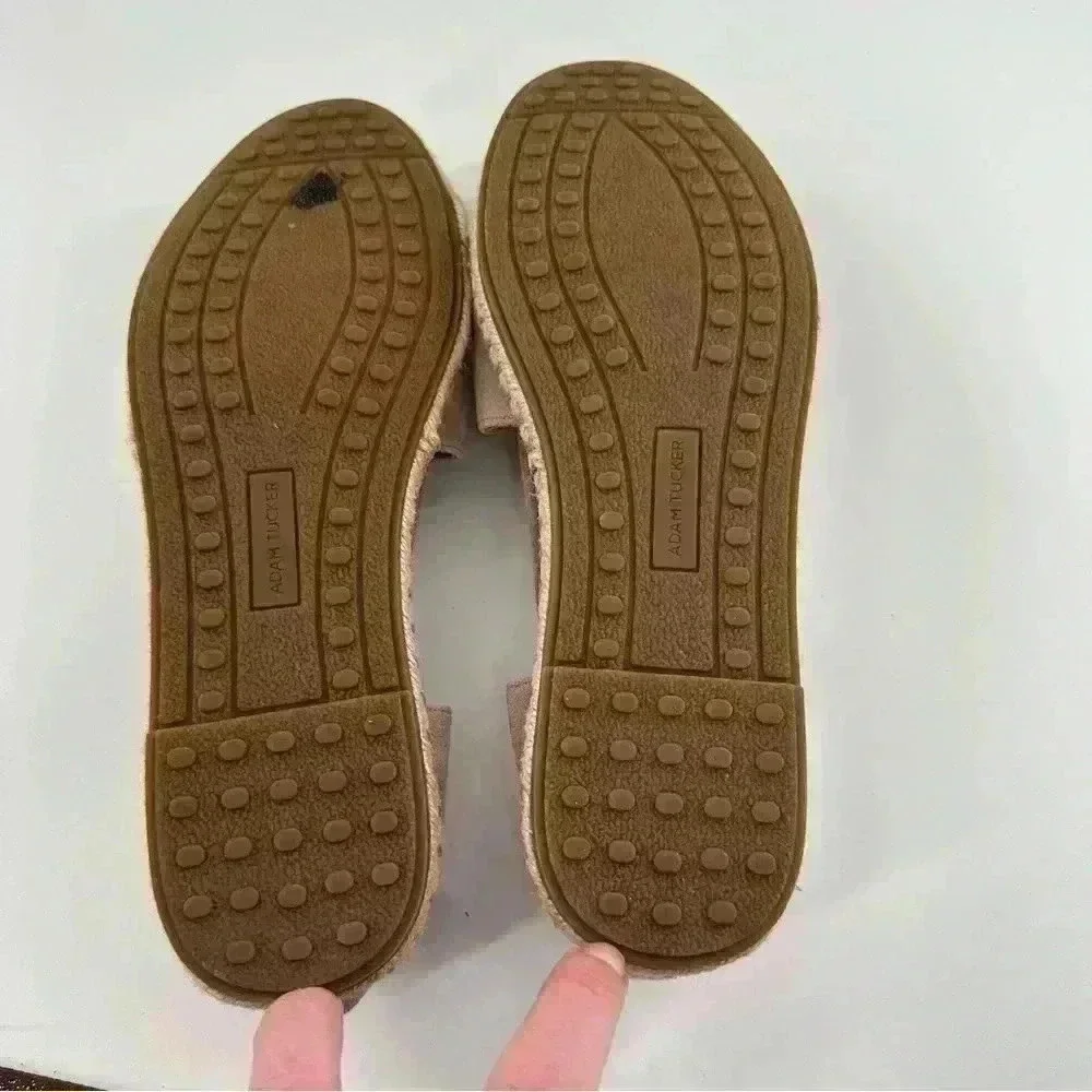 New Adam tucker flats Patton14 size 9 beige suede dorsay crocheted Espadrilles
